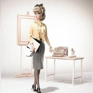 The Secretary Genuine Silkstone Doll Gold Label 2007 Mattel L7322